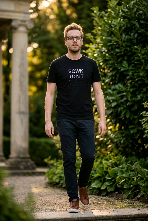 Aviation Starter Set – SQWK IDNT T-Shirt© + Schlüsselanhänger